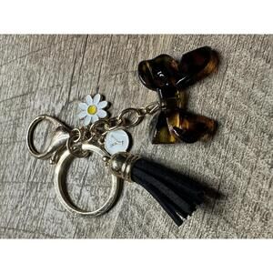 Keychain with Black Tassel, Daisy, and Tortoiseshell Bow